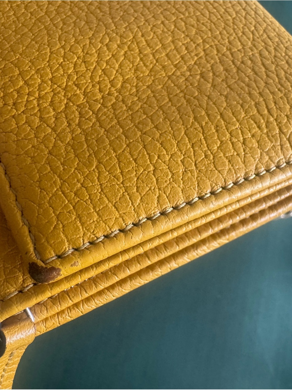 Gucci Yellow Pebbled Leather Chain Crossbody Wallet - Picture 10 of 12